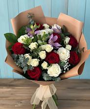 Букет цветов из:  Розы и Альстромерии в Лукоянове