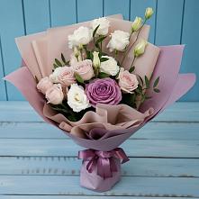 Букет цветов из:  Розы и Лизиантусы в Лукоянове