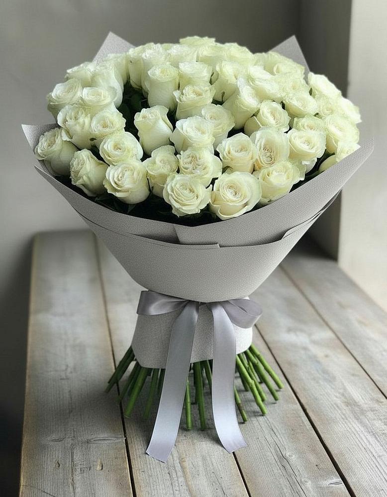 Букет 35 Белых роз в Лукоянове