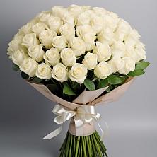 Букет 101 беля роза Белоснежка в Лукоянове