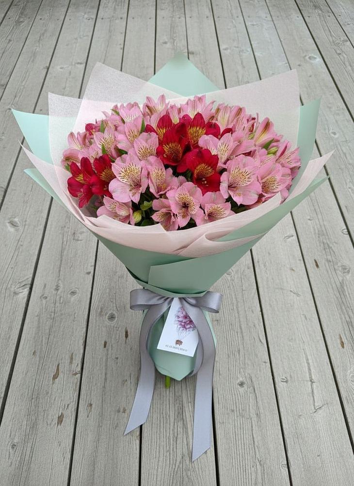 Букет цветов из: Альстромерии в Лукоянове