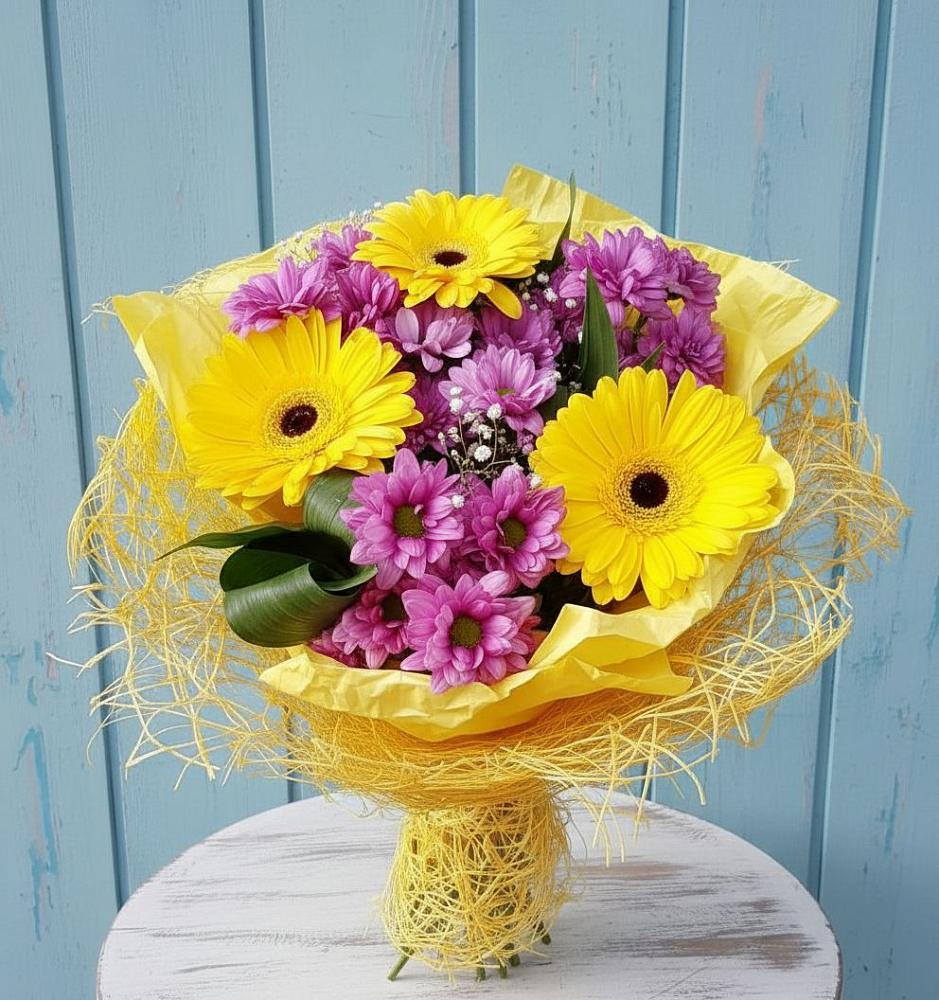 Букет цветов из: Хризантемы и Герберы в Лукоянове