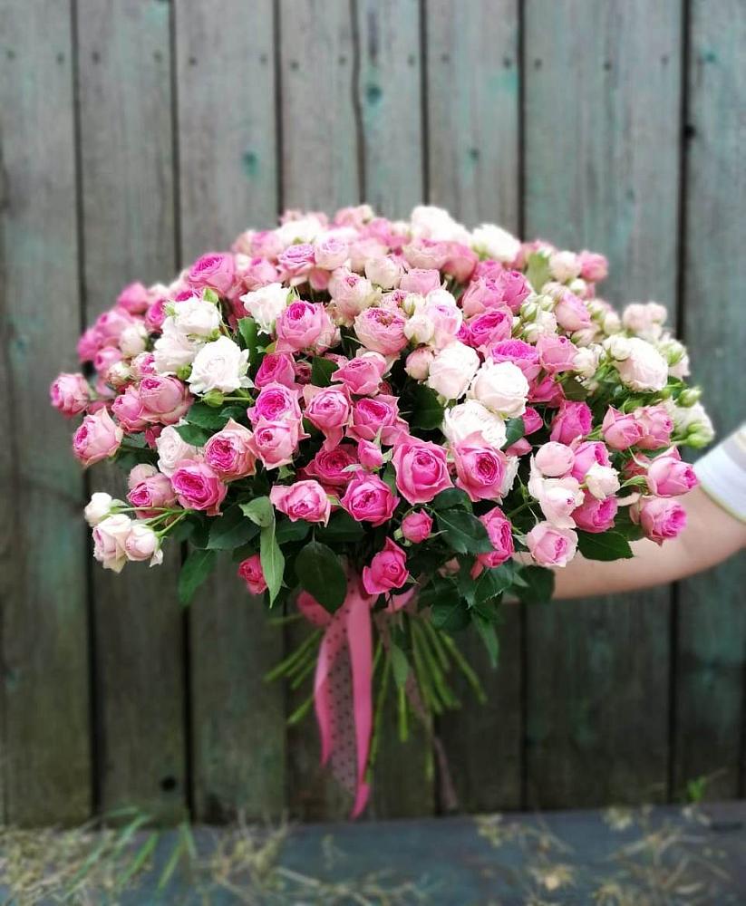 Букет Розовые кустовые розы Натали и Лав Лидия в Лукоянове