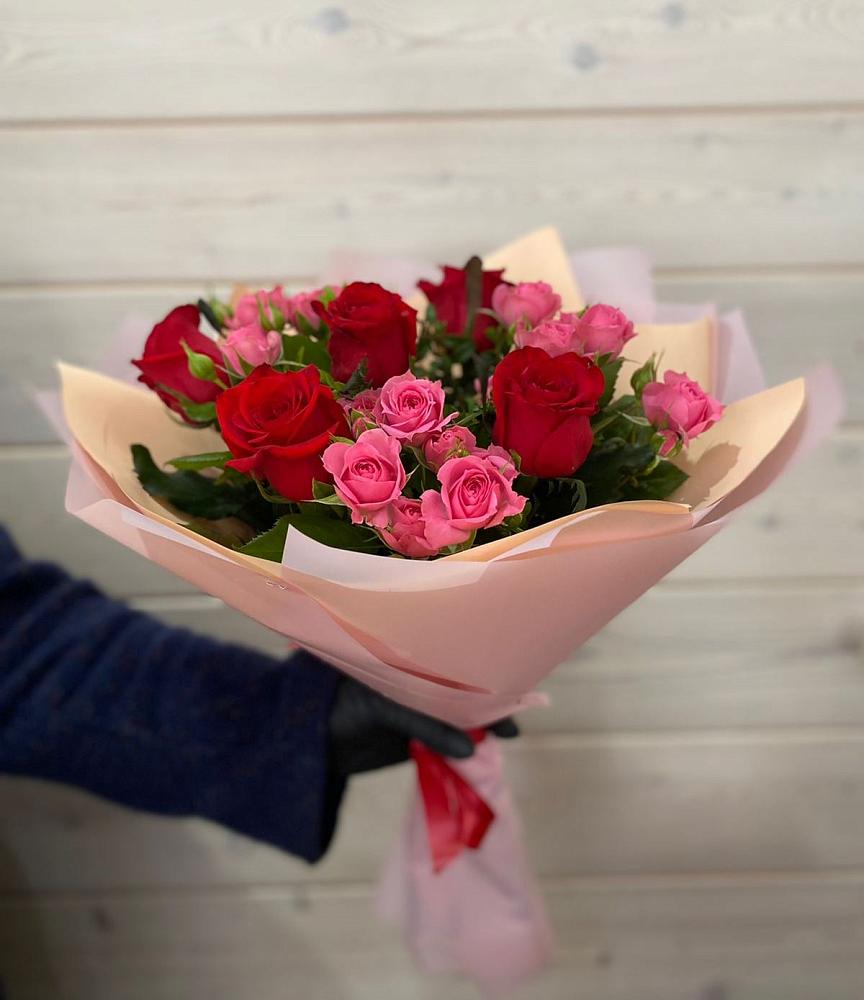 Букет цветов из: Розы в Лукоянове